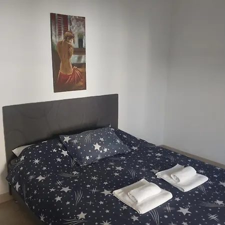 Atina And Tara Apartment