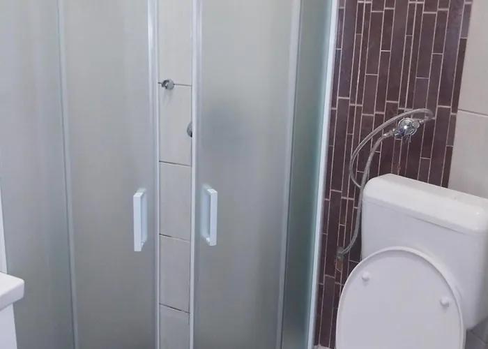 Atina And Tara 아파트 *